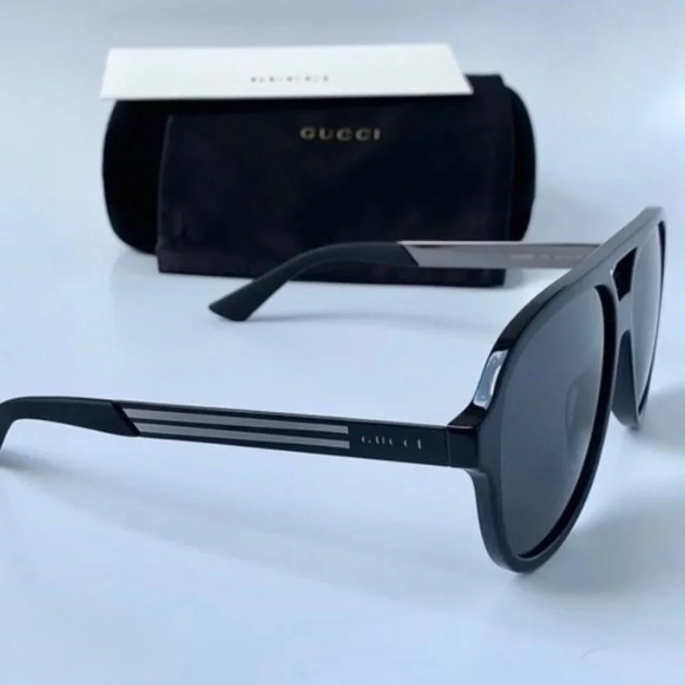 Authentic- New - Gucci Men’s Sunglasses GG0688S 001 Black/ Gray